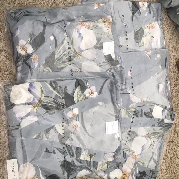 Set of 5 Plum Pretty Sugar Robes - Picture 5 of 6